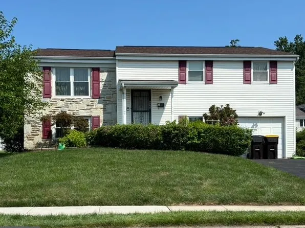 3242 Parkview Dr, Bensalem, PA 19020