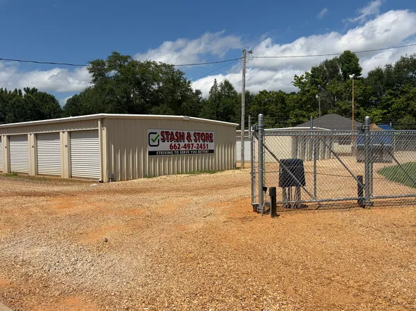 4055 Highway 50 E #3, Columbus, MS 39702