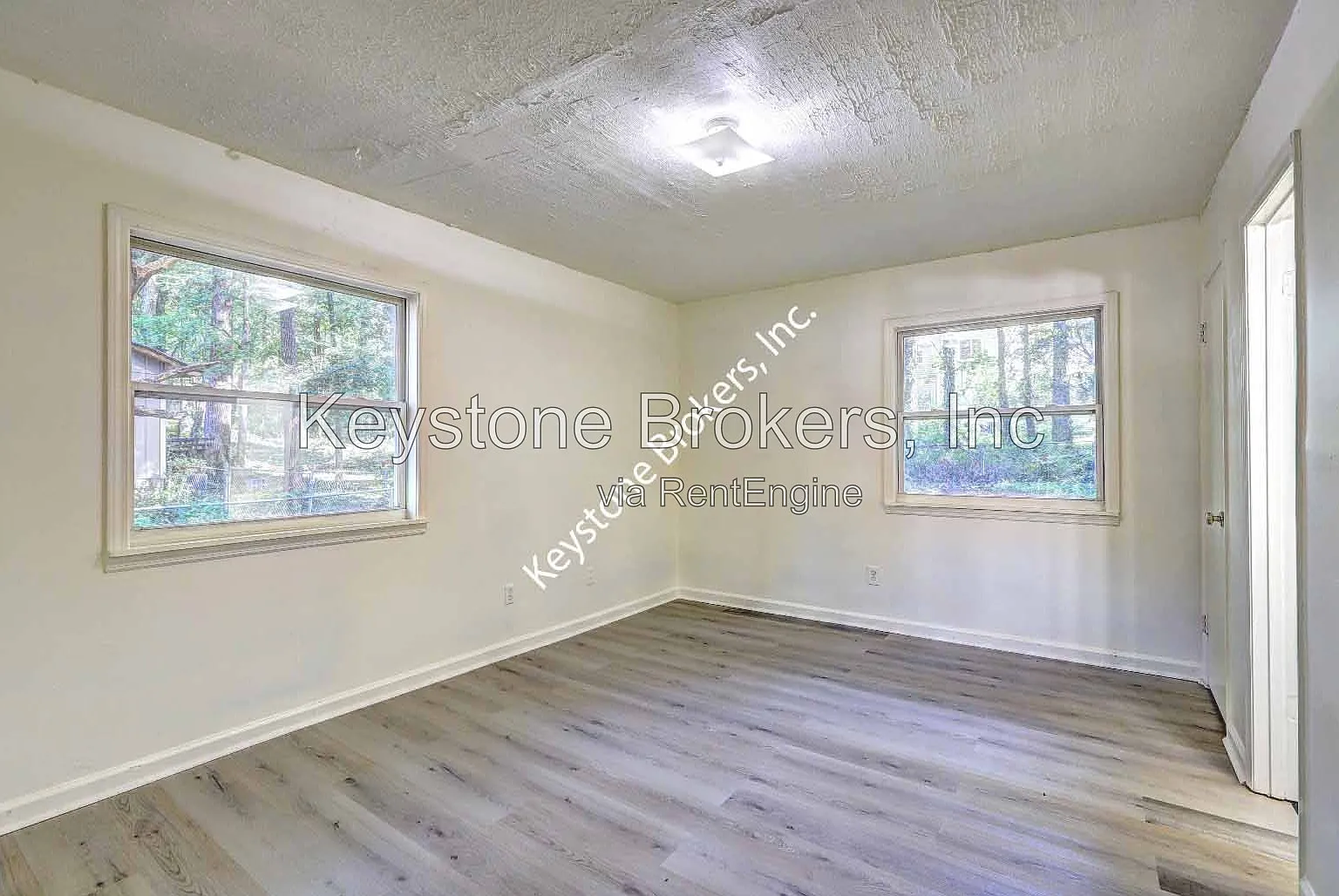 3 bed, 2.0 bath, $1,299 — Photo 4
