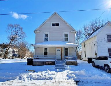127 Cascade St, Elyria, OH, 44035