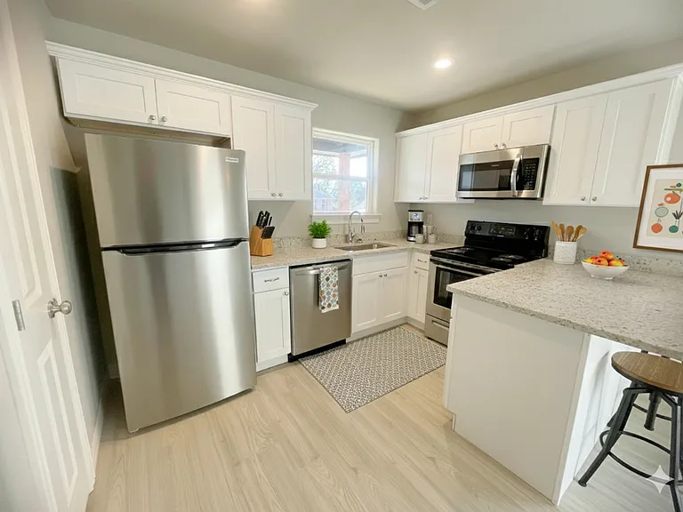 19 Pine Ridge Ln — Photo 5