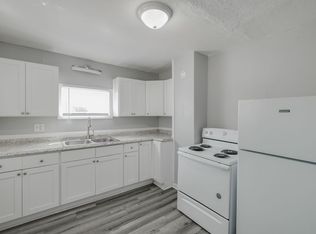 147 E Johnson St, Fond Du Lac, WI 54935