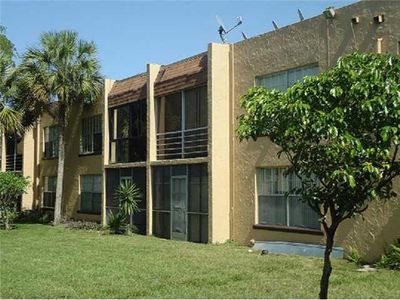 4220 NW 21st St APT 214, Fort Lauderdale, FL, 33313
