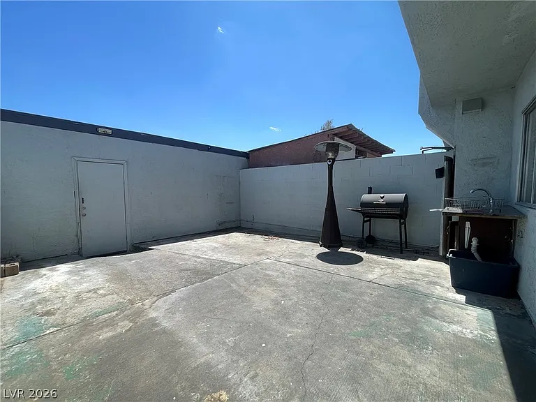 3904 Blackford Pl — Photo 35