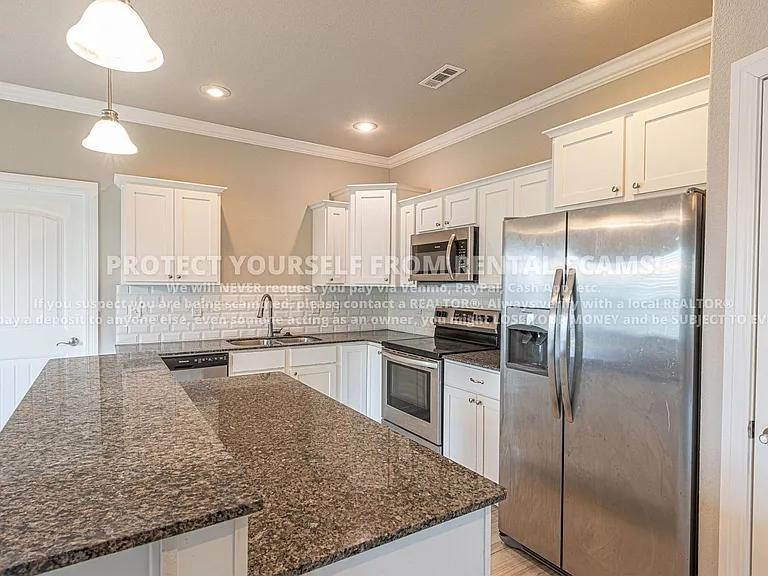 4564 W Wales Dr — Photo 7