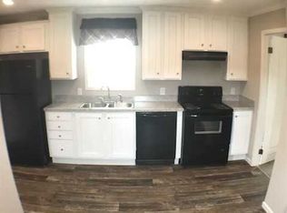 600 Greenview Cir, Fayetteville, GA 30214