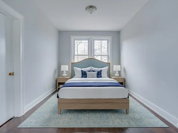 678 Liberty Avenue image 3 of 19