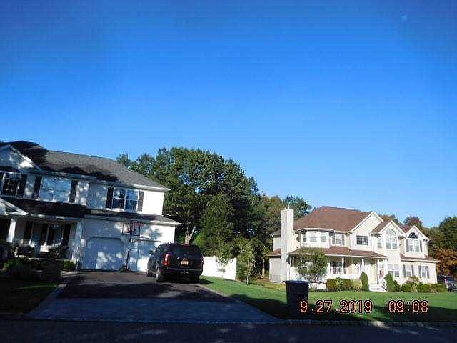 2nd image of 39 Savanna Cir