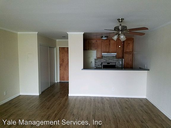 2nd image of 13733 Burbank Blvd APT 103