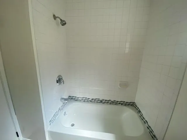 5446 Shasta Ave — Photo 9