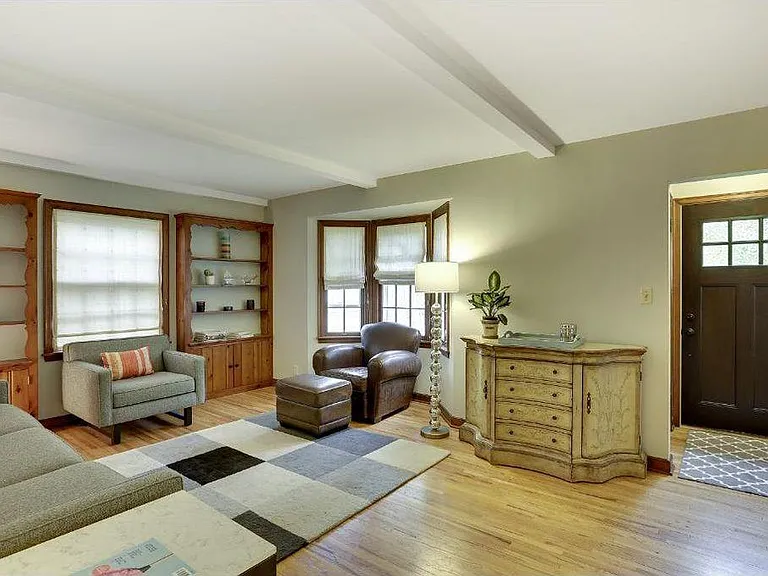 4037 Xenwood Ave S — Photo 2