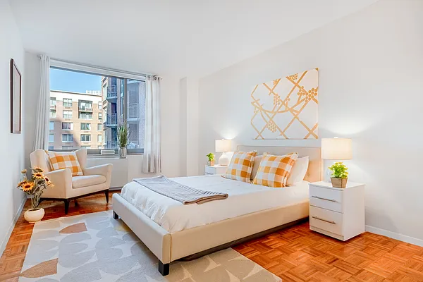 Sold by Compass | media 4