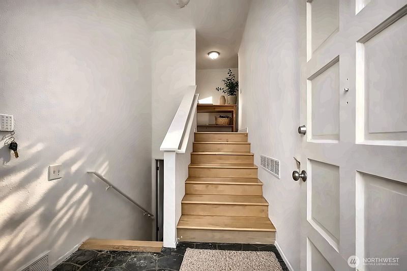 4th image of 4848 S 170th Street