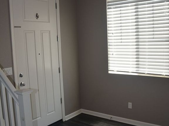 2nd image of 321 Macarthur Way