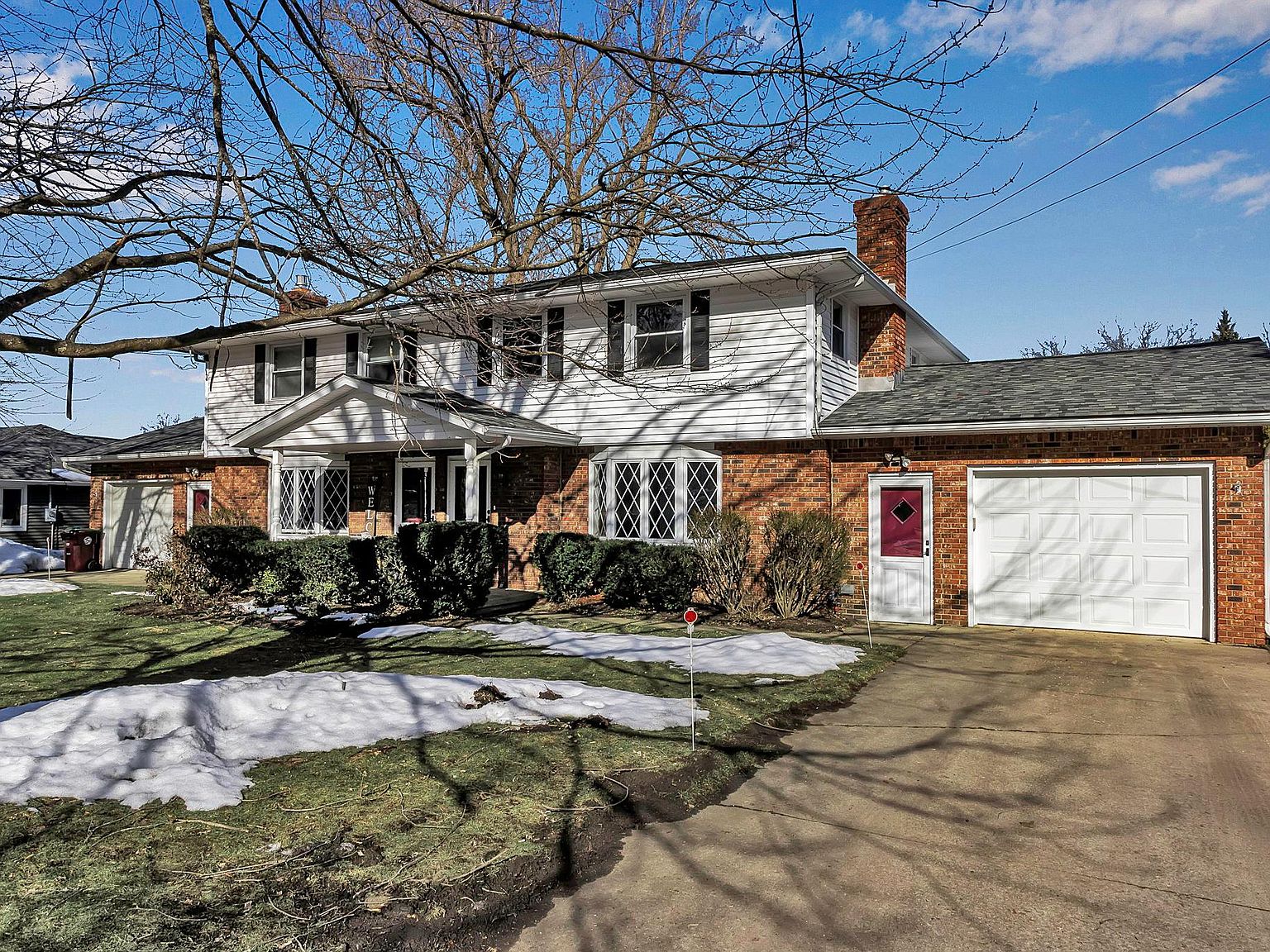 6392 New Taylor Rd, Orchard Park, NY 14127 Zillow