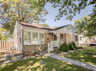 266 10th St, Wood River, IL