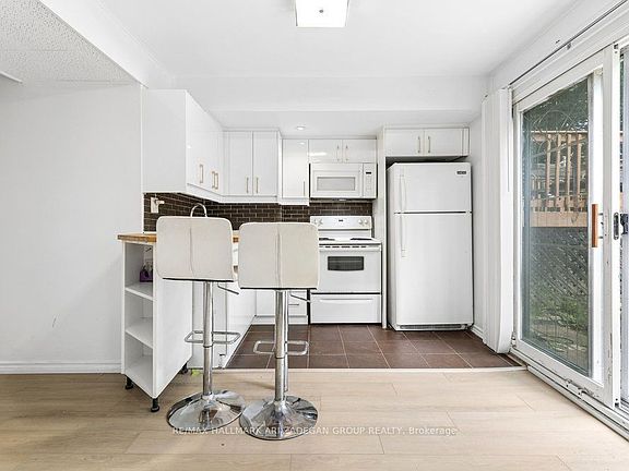 3rd image of 231 Goulding Ave