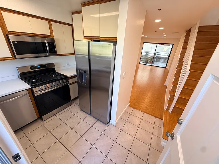 1234 E Wilson Ave #7 — Photo 2