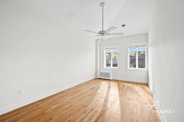 Rented by The Agency | media 7