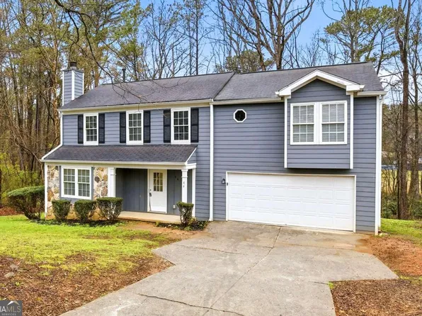 44 Birch Rill Dr, Alpharetta, GA 30022