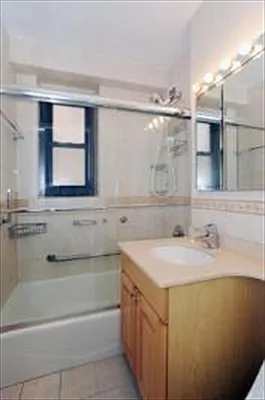 Sold by Citi Habitats | media 17