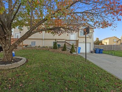502 Northstar Ct, Tonganoxie, KS, 66086