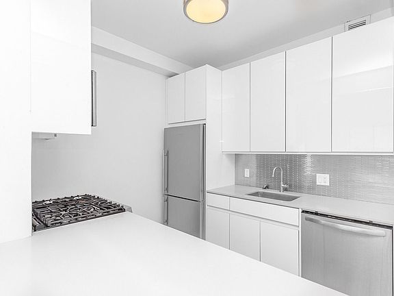 5th image of 1127 Flatbush Ave #B7