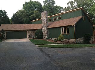 7102 Alcove Rd, Summerfield, NC 27358