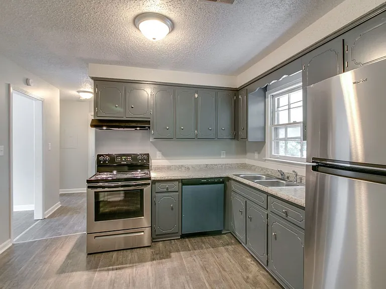 Bennett Dr - 103 — Photo 5