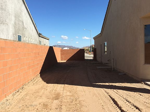 Large Side Yard