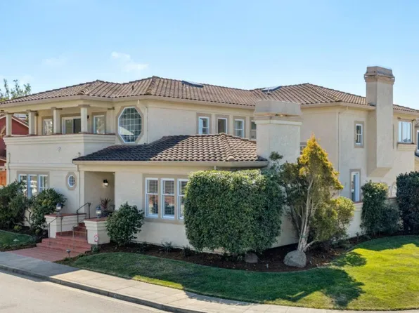 539 Silver Ave, Half Moon Bay, CA 94019