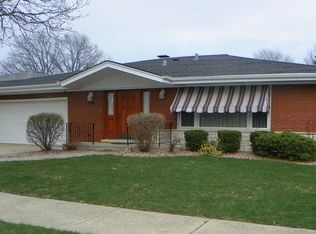 9621 S Kolin Ave, Oak Lawn, IL 60453