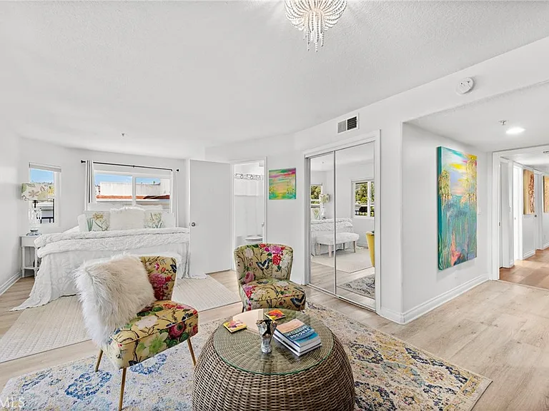 210 Avenida Montalvo — Photo 6