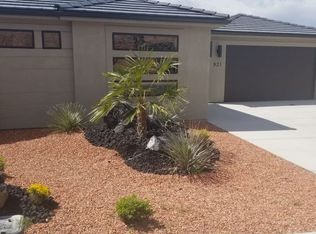 921 W Jonathon Dr, Washington, UT 84780