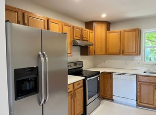 15 Ferris Ave APT A, Norwalk, CT 06854