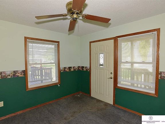 4th image of 718 Avenue K