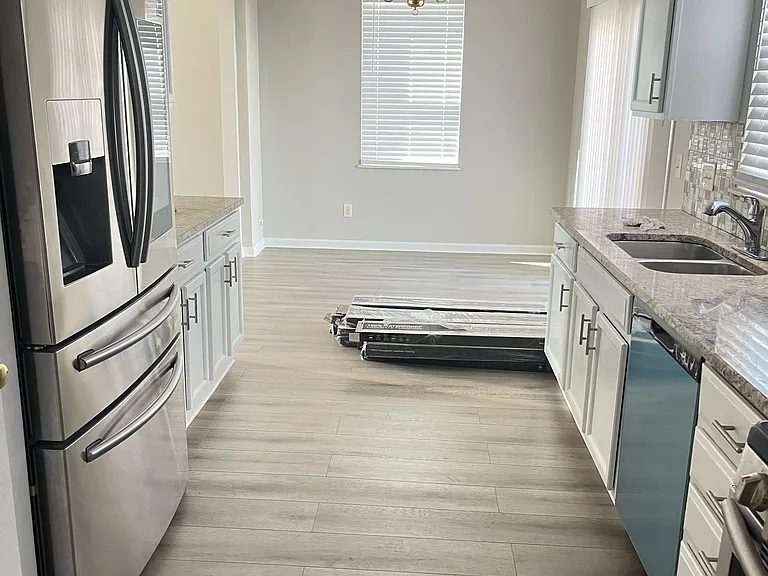 7236 Winterbek Ave — Photo 9