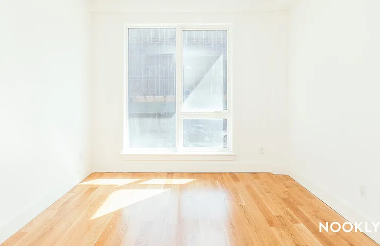 845 Grand St #5D — Photo 3