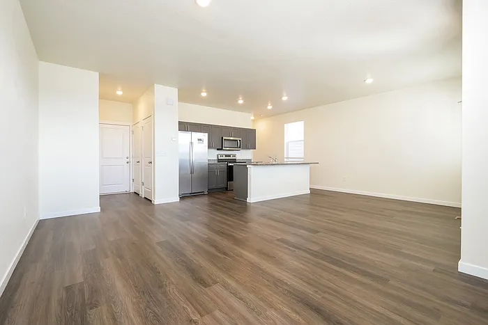 13541 Oneida Ln — Photo 5