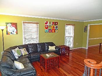 3rd image of 6624 Rockland Dr
