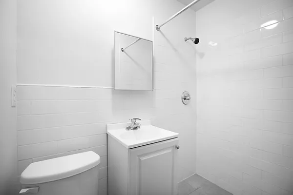 Rented by Avenues Real Estate | media 4