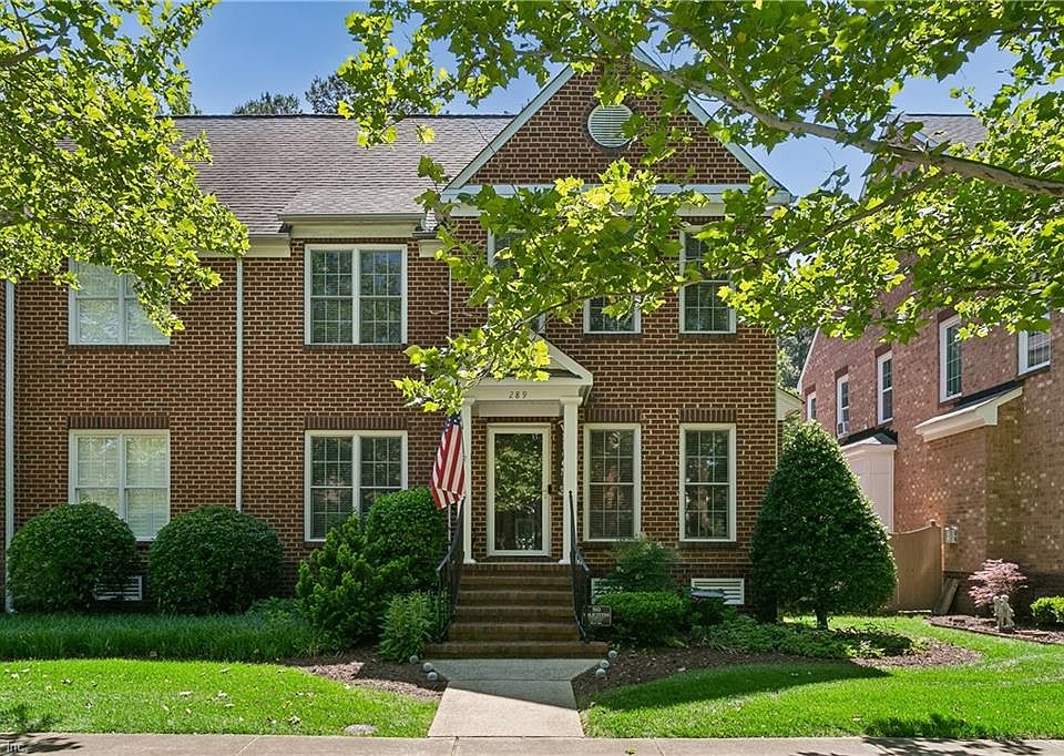 1st image of 289 Herman Melville Ave
