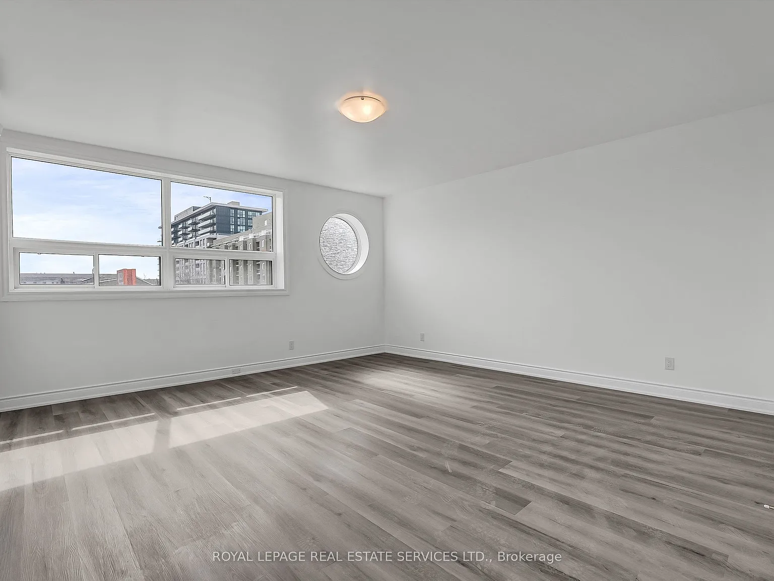 2 bed, $2,500 — Photo 4