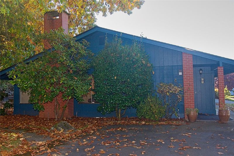 4th image of 3300 Carpenter Road SE #78