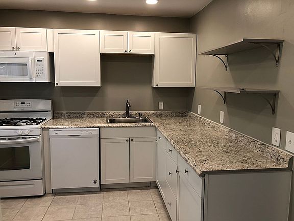 5th image of 4304 Whitney Dr