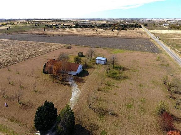 3rd image of 50 County Road 427