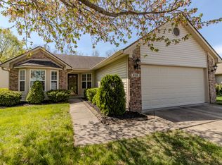 6195 Woodmill Dr, Fishers, IN 46038