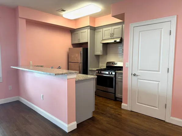 16 Fisk Street image 4 of 9