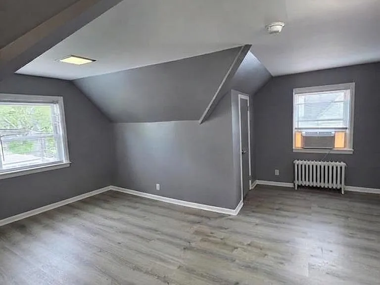 166 Carmita Ave #2 — Photo 5