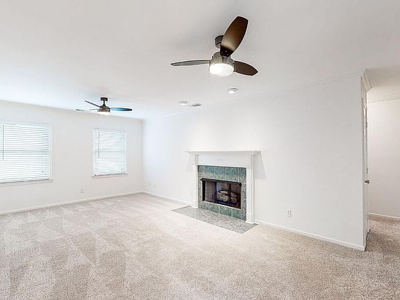 2nd image of 6501 Habersham St Unit 10